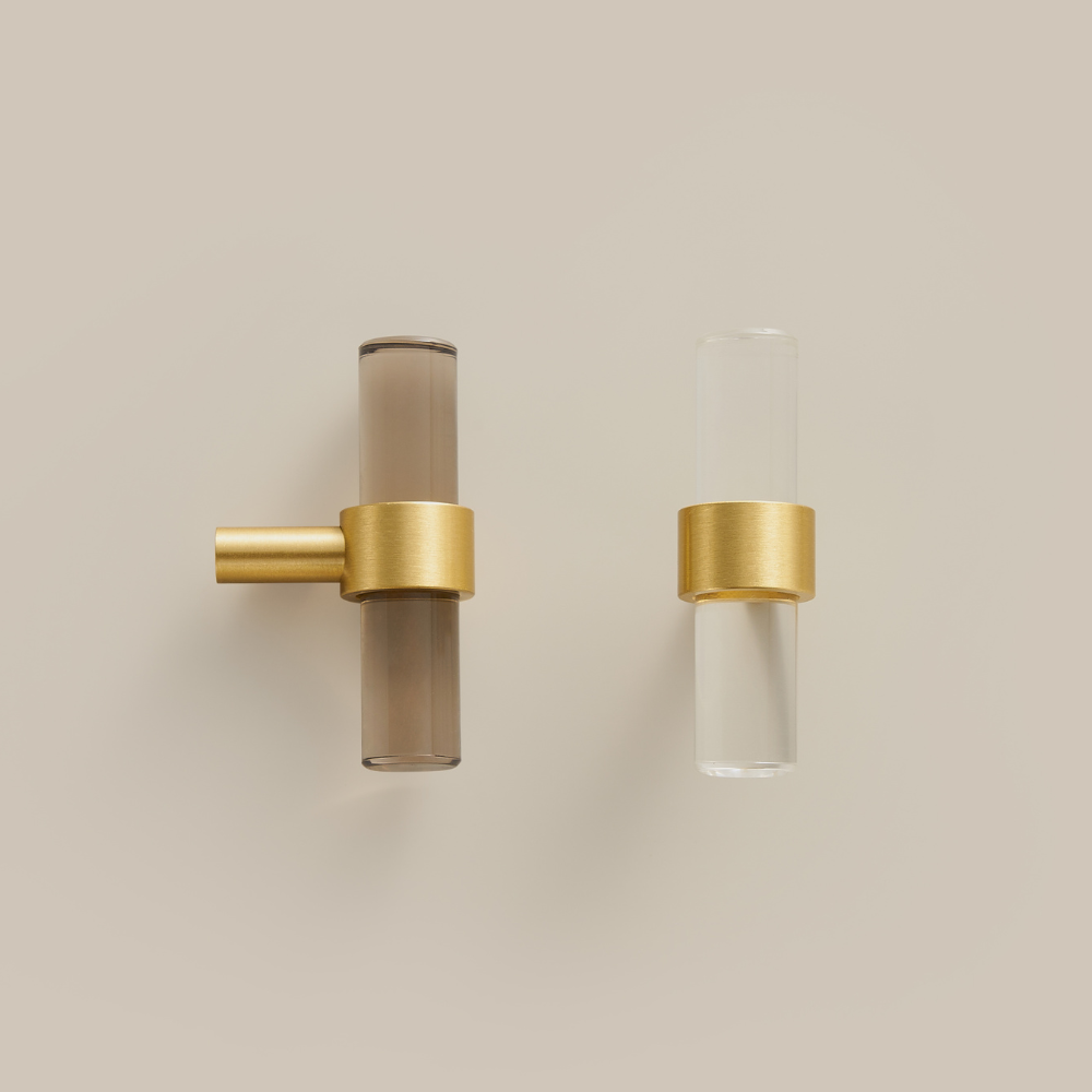 LITRE | Acrylic & Brass T-Bar