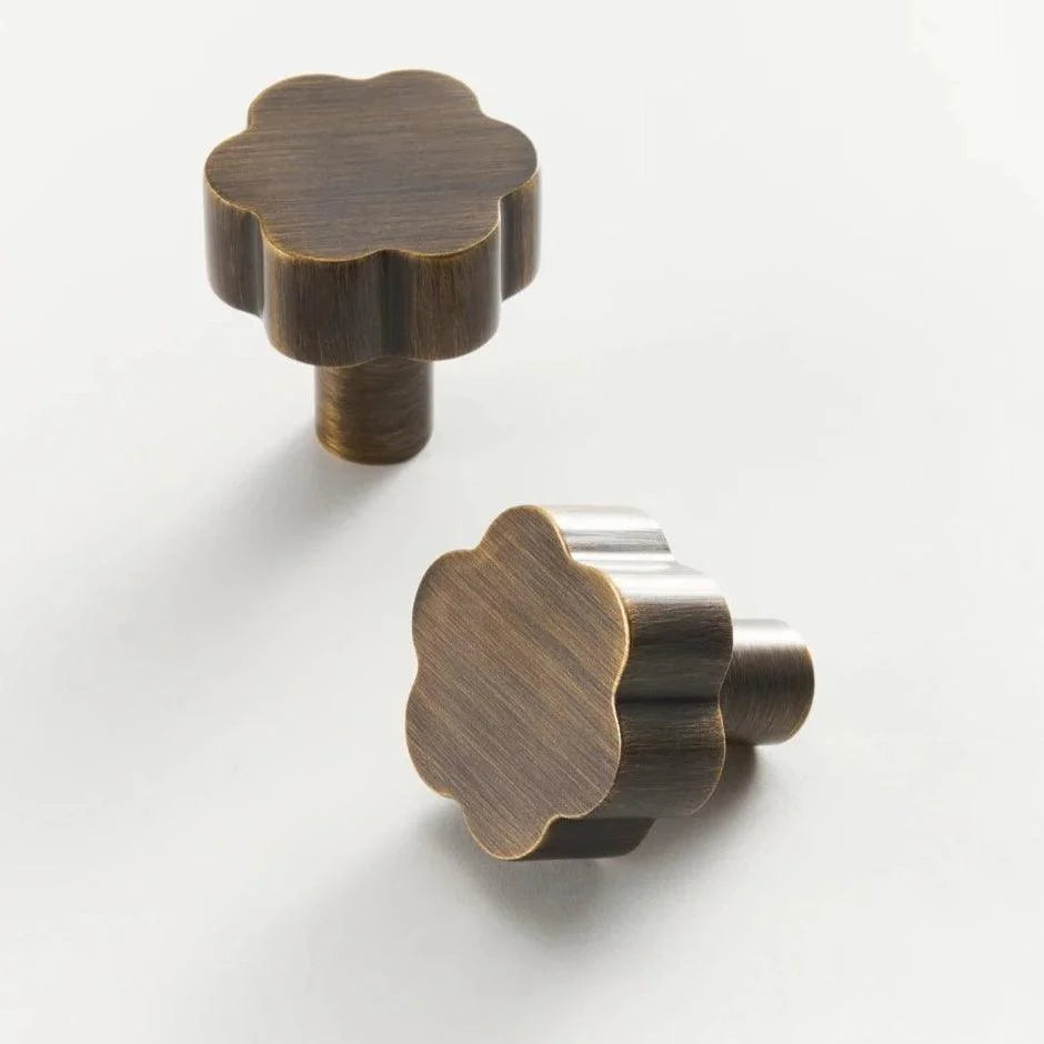 MERIDON | Solid Brass Knobs